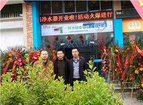 1213313.jpg 1213313.jpg